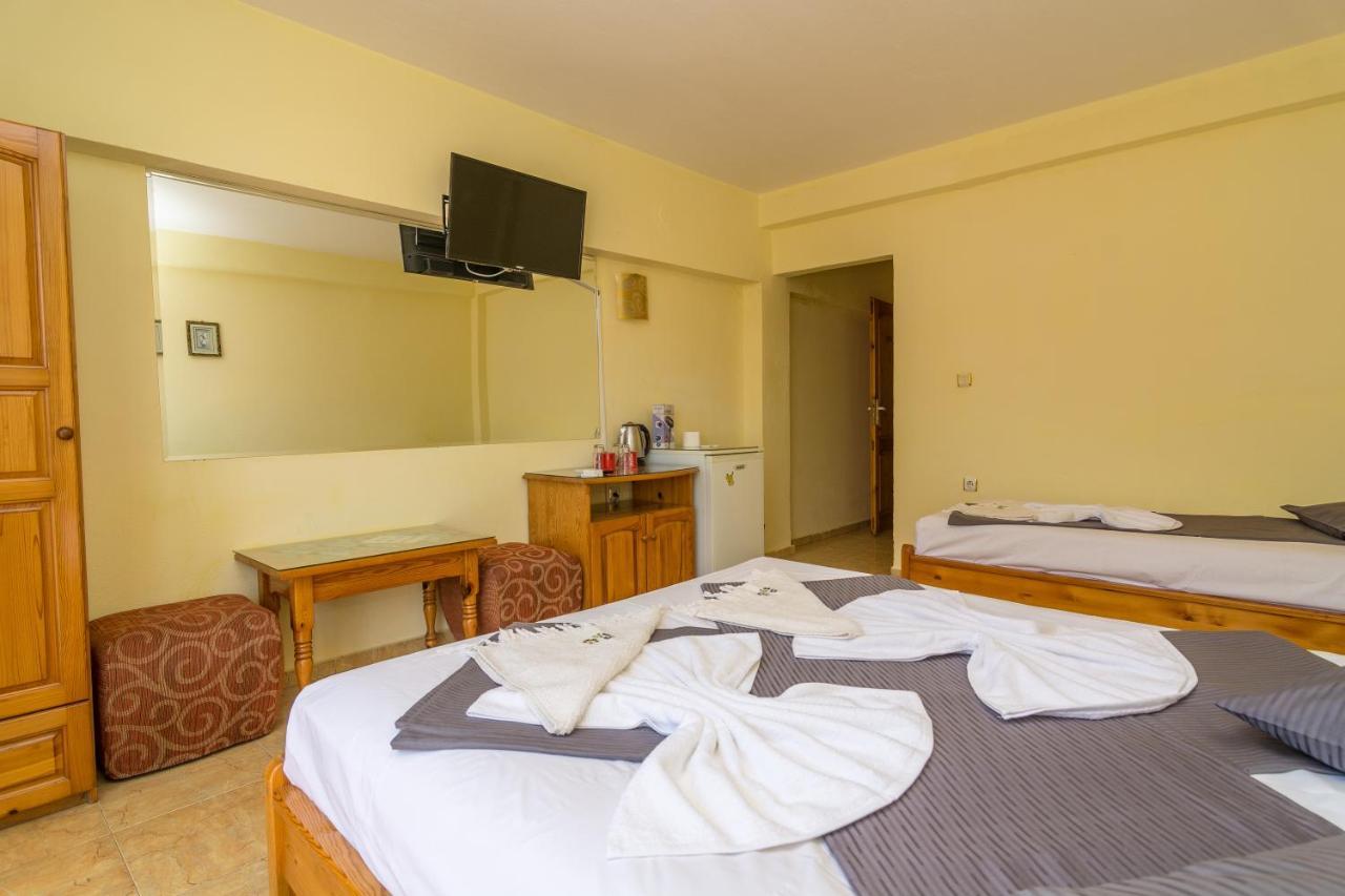 Fener Guest House Pomorie Exteriör bild