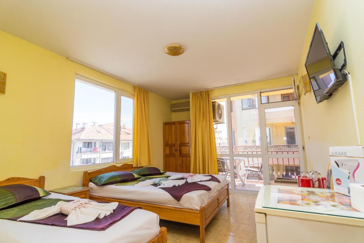 Fener Guest House Pomorie Exteriör bild