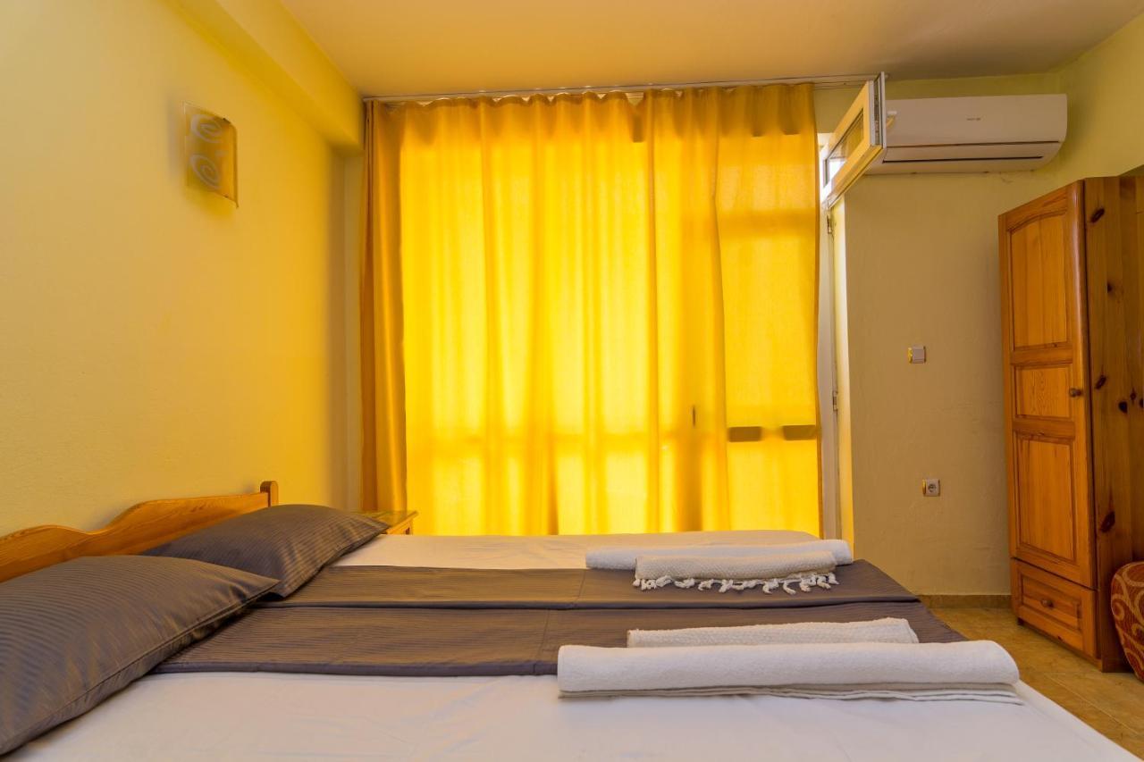 Fener Guest House Pomorie Exteriör bild
