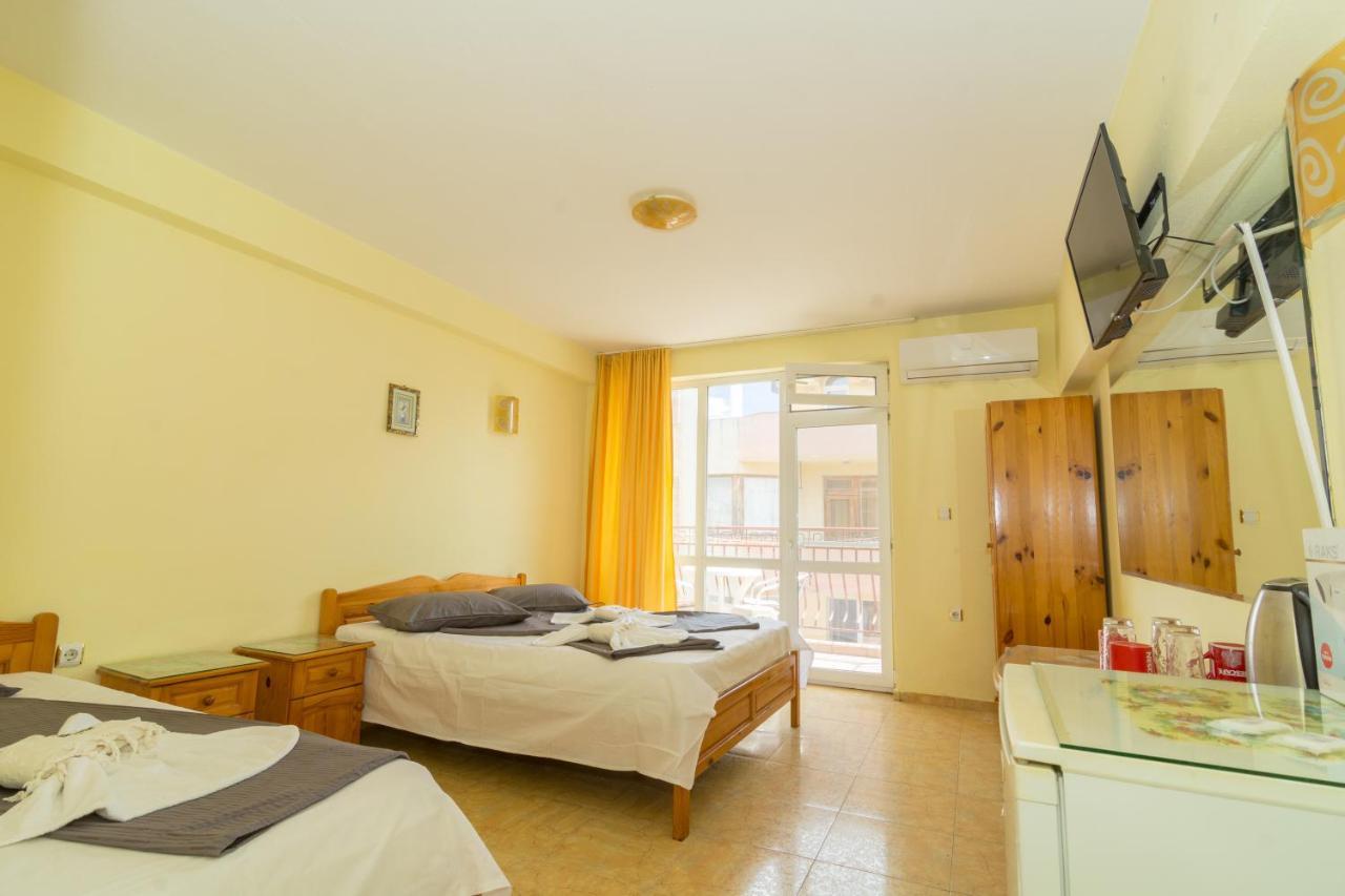 Fener Guest House Pomorie Exteriör bild